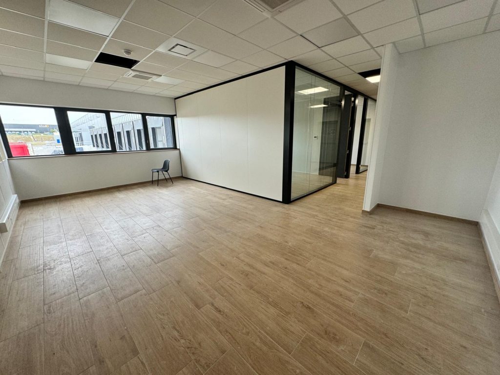 0b44eb35-0eb7-4875-b58e-4d58c435d332